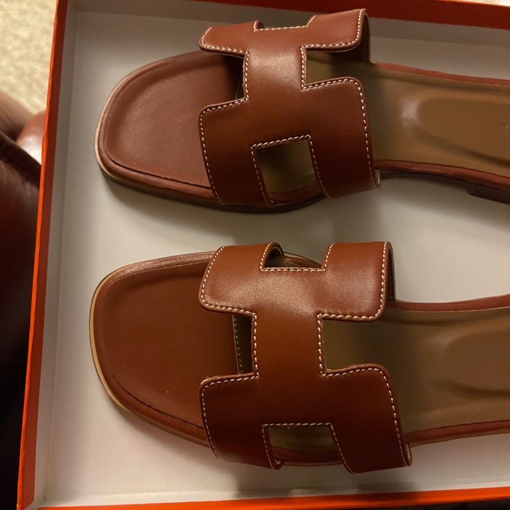Designer inspired sandals please read